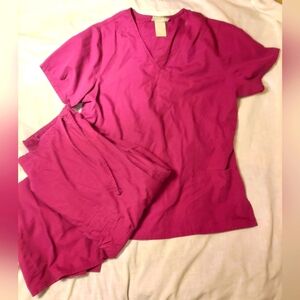 Sb Scrubs maroon size medium